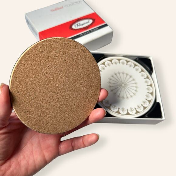 White & Gold Coaster Set (6 Pc) – 1960s Mid-Century Luxe Style - Picture 2 of 6